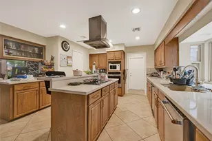 7714 Rolling Fork Ln, Houston, TX 77040 - Photo 10