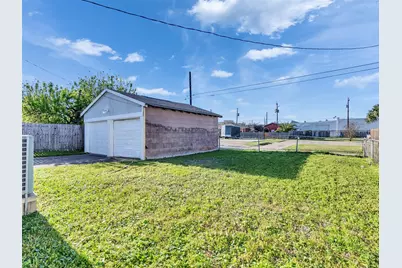 5108 Avenue L Street, Galveston, TX 77551 - Photo 30