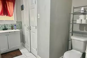 19 4th Ave N, Texas City, TX 77590 - Photo 4