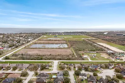 4835 10th Street, Bacliff, TX 77518 - Photo 6