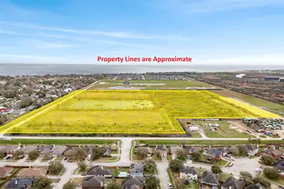 4835 10th Street, Bacliff, TX 77518 - Photo 2