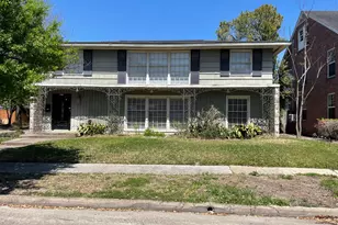1750 Wroxton Ct, Houston, TX 77005 - Photo 1