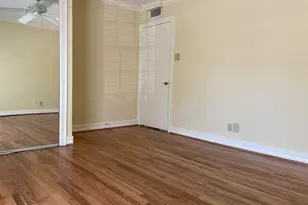 1750 Wroxton Ct, Houston, TX 77005 - Photo 8