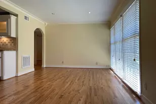 1750 Wroxton Ct, Houston, TX 77005 - Photo 2