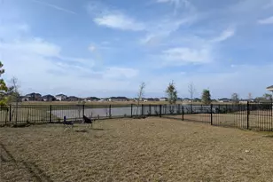27607 Seascape Vlg Dr, Katy, TX 77493 - Photo 2