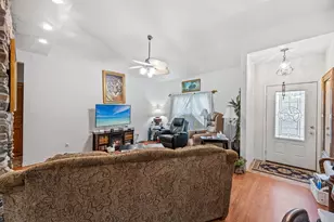 253 Pinckard Rd, Livingston, TX 77351 - Photo 12