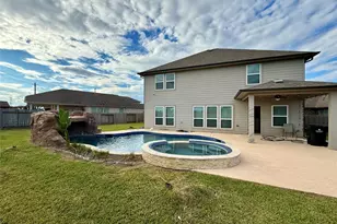 23422 Bordeaux Dr, Alvin, TX 77511 - Photo 2