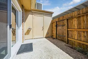 2515 Bering Dr, Houston, TX 77057 - Photo 22