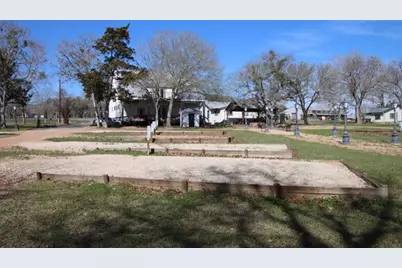 453 N Washington Street, Round Top, TX 78954 - Photo 12