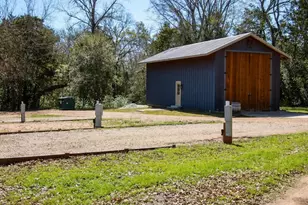 453 N Washington St, Round Top, TX 78954 - Photo 10