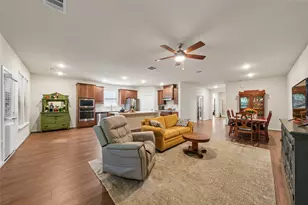 214 N Wild Petunia Trl, Montgomery, TX 77316 - Photo 10