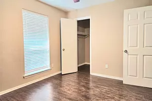 4231 Southchase Ln, Houston, TX 77014 - Photo 10