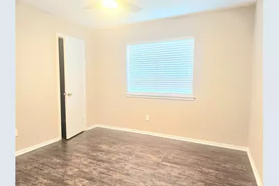 4231 Southchase Lane, Houston, TX 77014 - Photo 14
