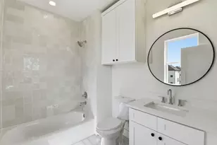 7710 Earl Rudder Wy, Houston, TX 77055 - Photo 32