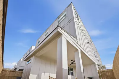 7710 Earl Rudder Way, Houston, TX 77055 - Photo 42