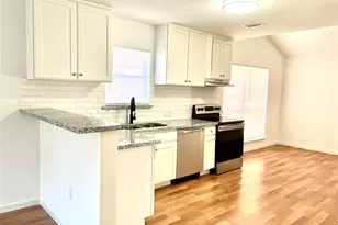 2023 Mustang Springs Dr, Missouri City, TX 77459 - Photo 10