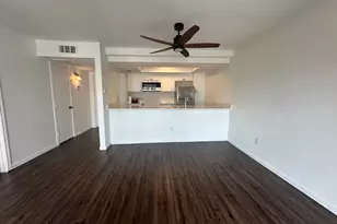 2824 S Bartell Dr, Houston, TX 77054 - Photo 4