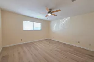 618 S Frazier St, Conroe, TX 77301 - Photo 8