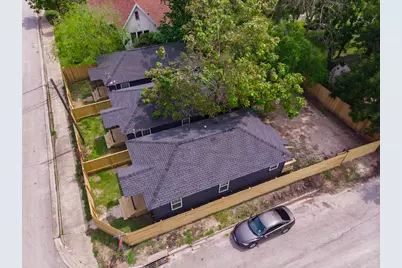 1206 E 33rd Street, Houston, TX 77022 - Photo 2
