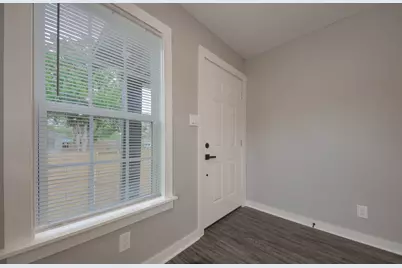 1206 E 33rd Street, Houston, TX 77022 - Photo 10
