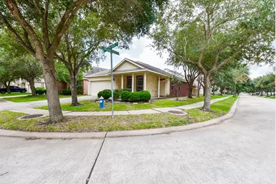 6014 Starbrook Creek Drive, Katy, TX 77494 - Photo 2