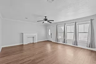 2406 Oaklawn Dr, La Marque, TX 77568 - Photo 6