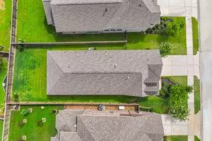 8026 Whisper Grove Dr, Magnolia, TX 77354 - Photo 2