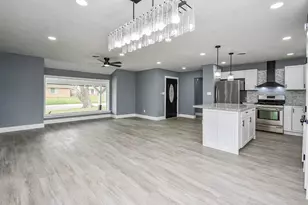 6513 Jackwood St, Houston, TX 77074 - Photo 10