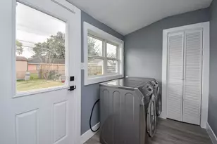 6513 Jackwood St, Houston, TX 77074 - Photo 12