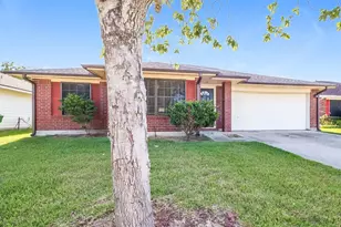 10815 Malden Dr, Houston, TX 77075 - Photo 1