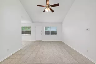 12818 Westella Dr, Houston, TX 77077 - Photo 10