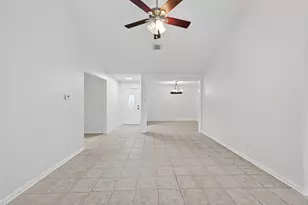 12818 Westella Dr, Houston, TX 77077 - Photo 12