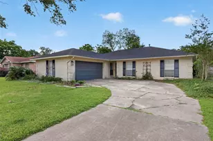 12818 Westella Dr, Houston, TX 77077 - Photo 1