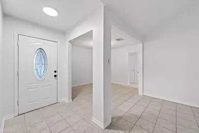 12818 Westella Drive, Houston, TX 77077 - Photo 6