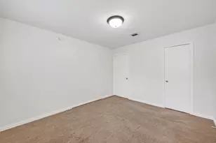 12818 Westella Dr, Houston, TX 77077 - Photo 30
