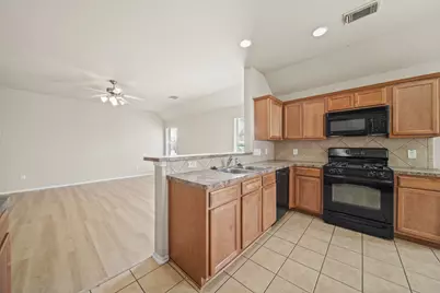 2134 Vermillion Oak Street, Fresno, TX 77545 - Photo 6