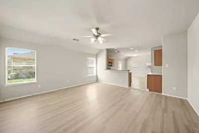 2134 Vermillion Oak Street, Fresno, TX 77545 - Photo 4