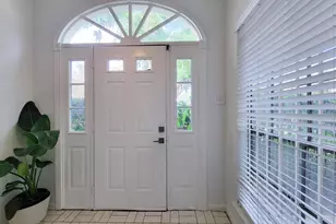 2220 Bering Dr, Houston, TX 77057 - Photo 6
