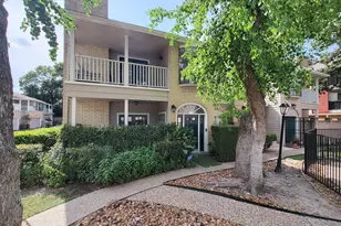 2220 Bering Dr, Houston, TX 77057 - Photo 4