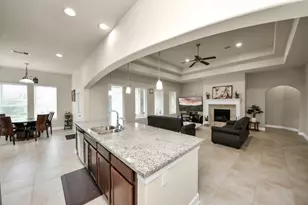 10027 Tripp Dr, Houston, TX 77089 - Photo 8