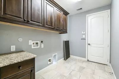 162 Hunter Hollow Drive, Montgomery, TX 77316 - Photo 30