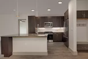 8900 Six Pines Dr, The Woodlands, TX 77380 - Photo 4