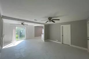 19506 Old Galveston Rd, Webster, TX 77598 - Photo 10