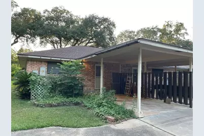 2100 Austin Street #6, Bay City, TX 77414 - Photo 2
