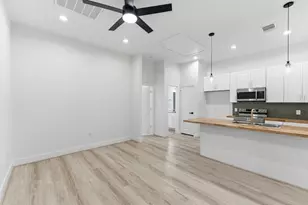 7809 Dyer St, Houston, TX 77088 - Photo 4