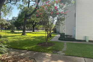 9809 Richmond Ave, Houston, TX 77042 - Photo 4
