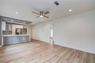 1301 Southgate Dr, Rosenberg, TX 77471 - Photo 8