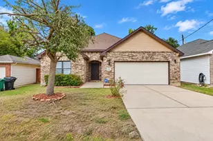 8306 Brandon St, Houston, TX 77051 - Photo 2