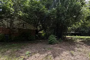 13515 Canterwell Rd, Houston, TX 77047 - Photo 4