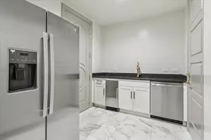 1717 Bissonnet St, Houston, TX 77005 - Photo 12